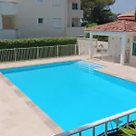 Apartamento T2 Rénové Avec Balcon Et Parking Privé à 2 Pas Du Port Santa Lucia