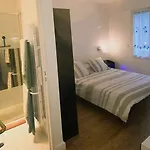T2 Rénové Avec Balcon Et Parking Privé à 2 Pas Du Port Santa Lucia Apartamento *