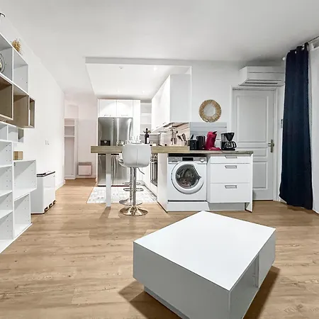Lägenhet T2 35m2 Clim, Piscine, Balcon Et Parking Prive A 2 Pas Du Port Santa Lucia Saint-Raphaël