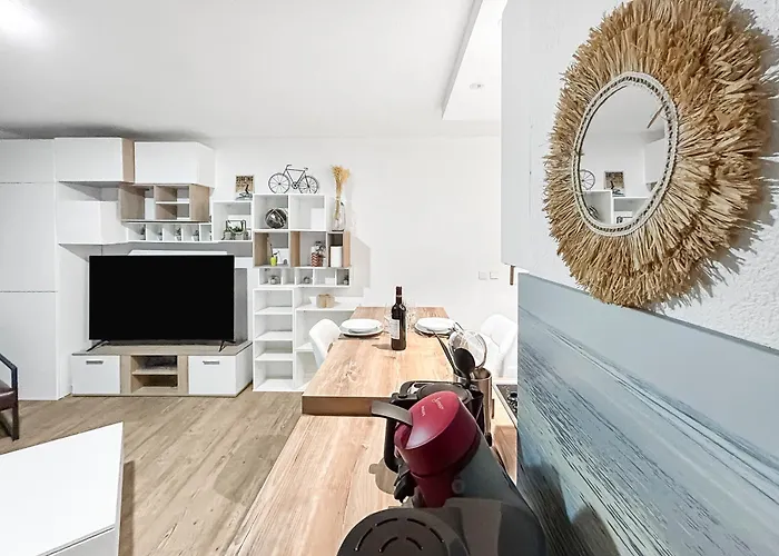 T2 35m2 Clim, Piscine, Balcon Et Parking Prive A 2 Pas Du Port Santa Lucia アパート *