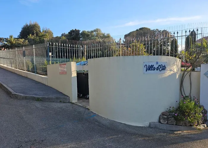 T2 35m2 Clim, Piscine, Balcon Et Parking Prive A 2 Pas Du Port Santa Lucia Apartment